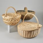 651047 Picnic hamper